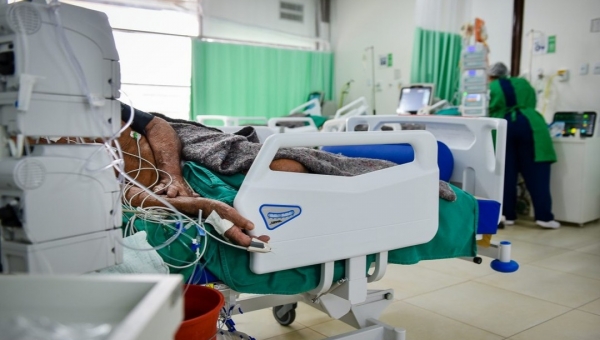 De ontem para hoje, Acre salta de 37 novos casos de covid para 200